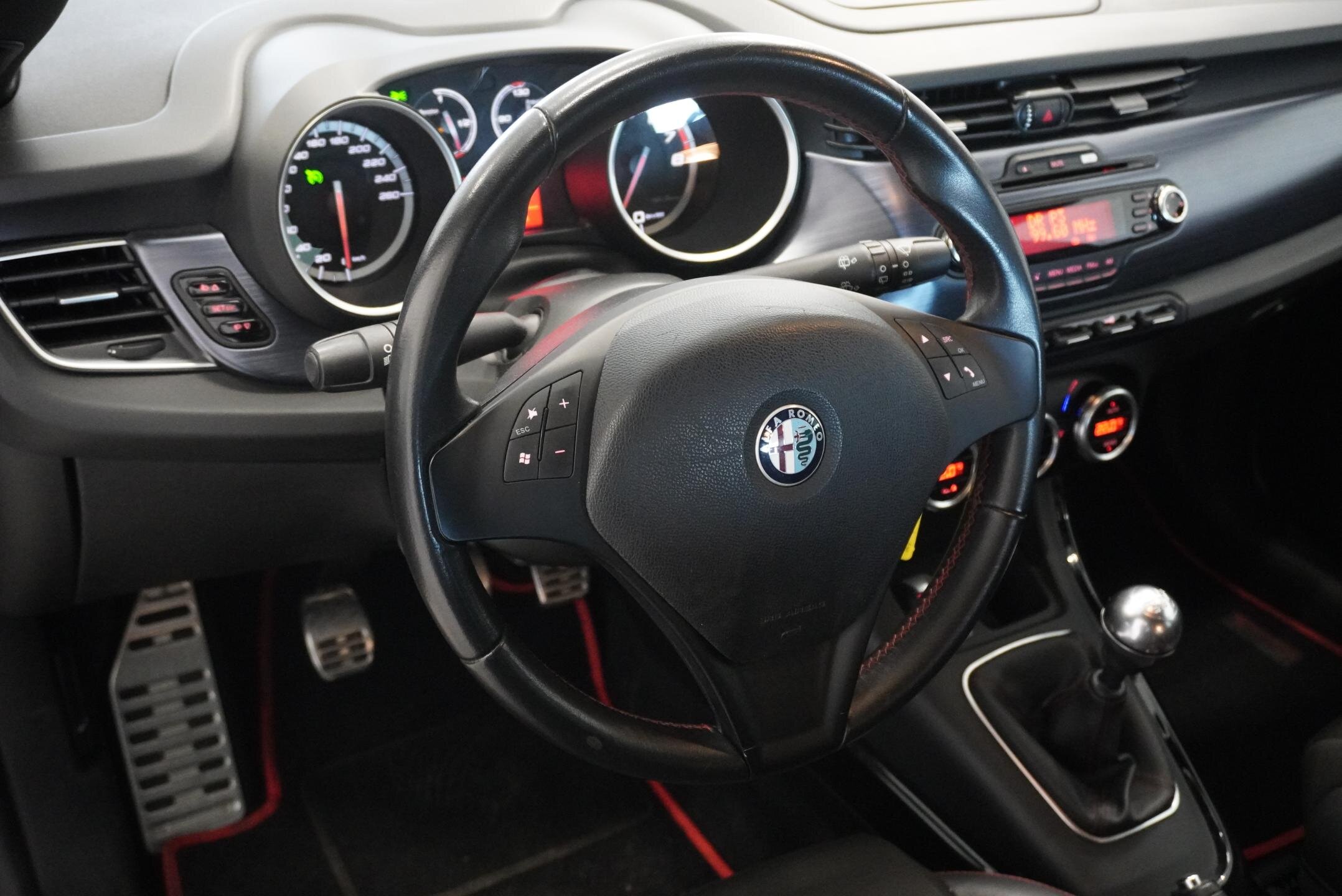 Alfa Romeo Giulietta Hatchback 1,7 l 173 kw