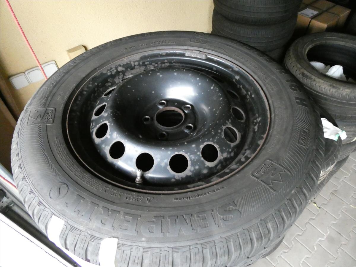 Jeep Renegade SUV / Terénní 1,3 l 111 kw