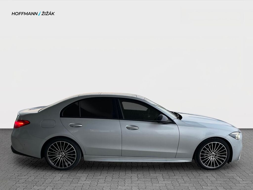 Mercedes-Benz Třídy C Sedan 2,0 l 145 kw