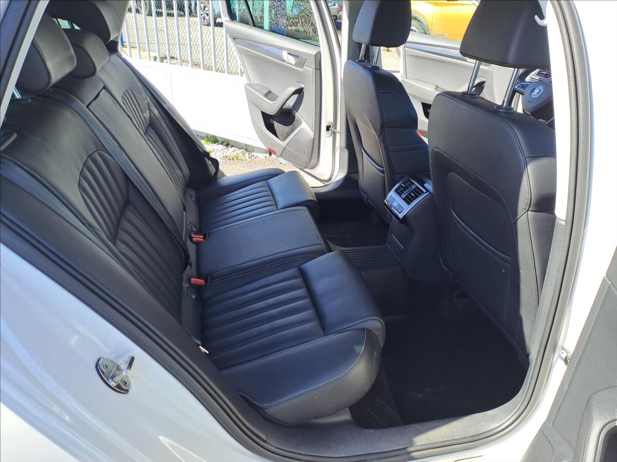 Škoda Superb Kombi 2,0 l 140 kw