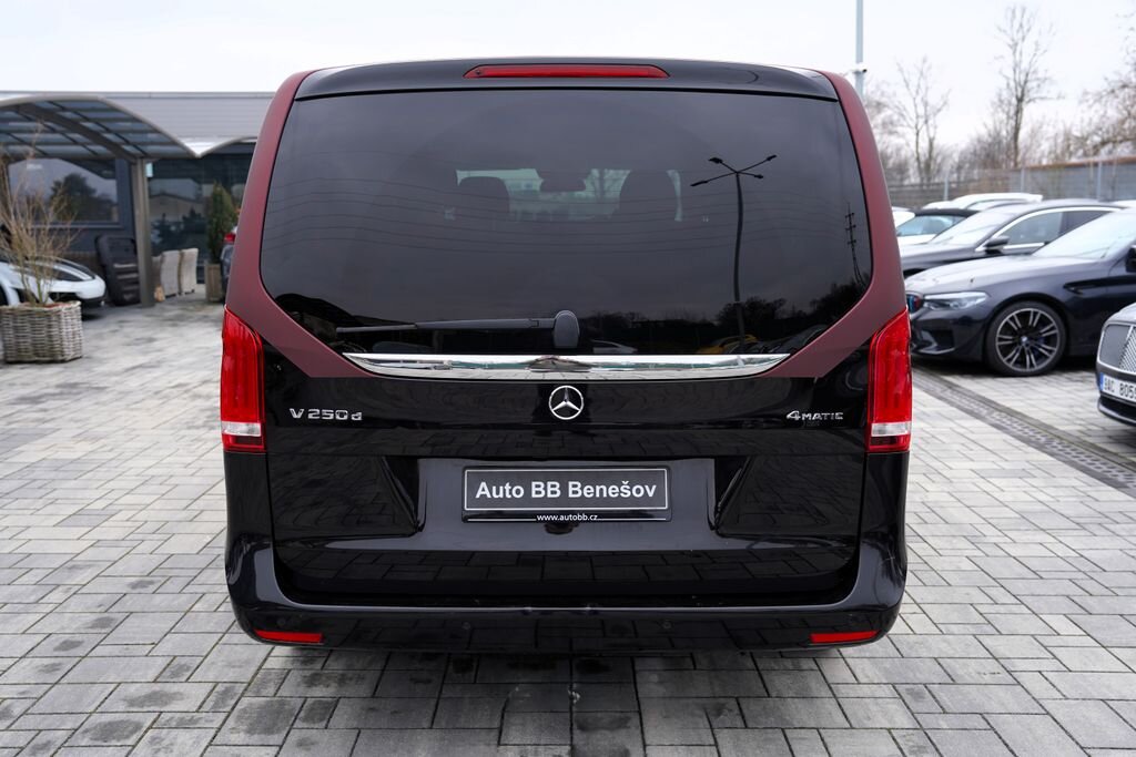 Mercedes-Benz Třídy V MPV 2,1 l 140 kw