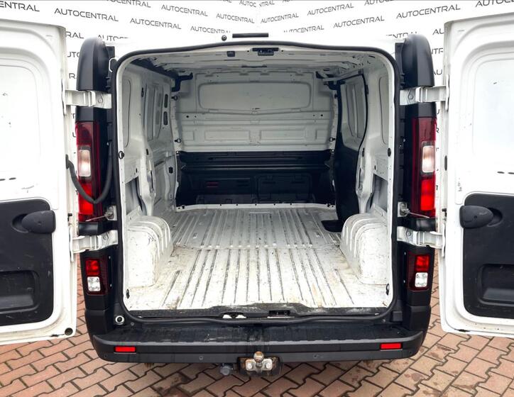 Renault Trafic 11