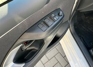 Toyota Yaris Hatchback 1,5 l 68 kw