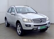 Mercedes-Benz Třídy M SUV 3,0 l 165 kw