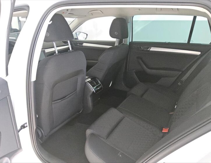 Škoda Superb Kombi 2,0 l 110 kw