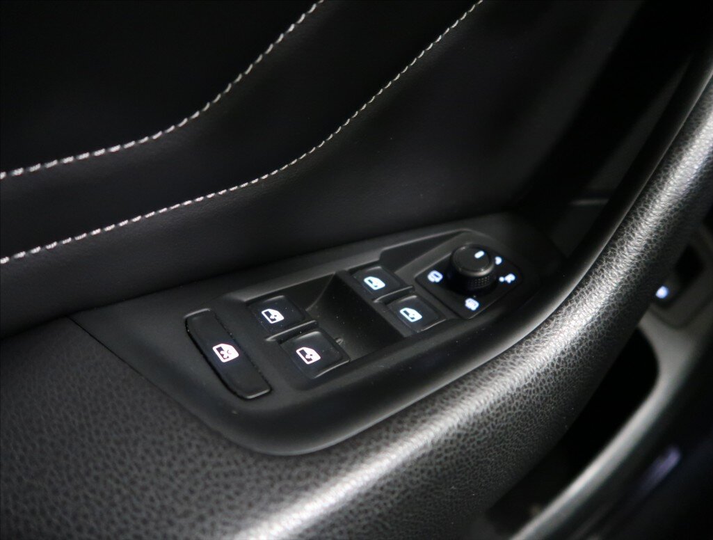 Volkswagen Passat Kombi 2,0 l 147 kw