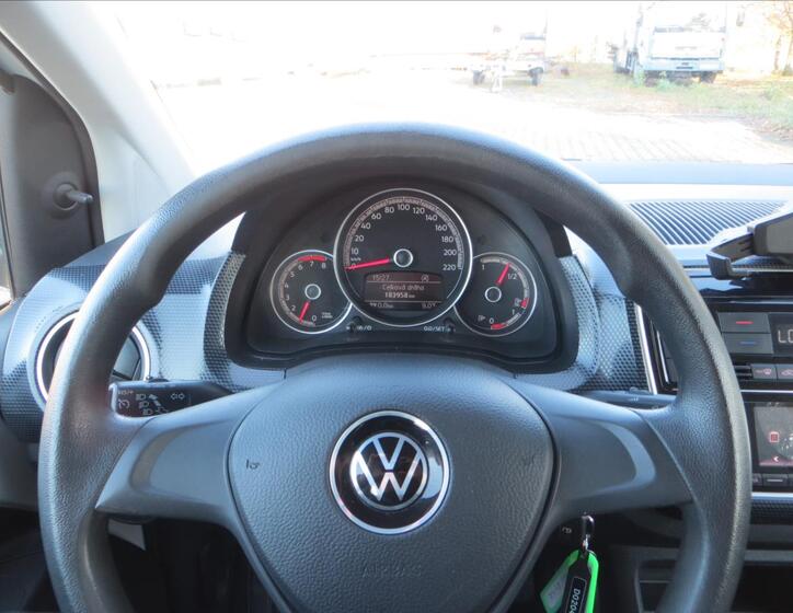 Volkswagen up! 16