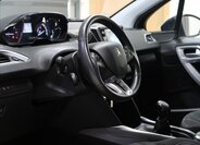 Peugeot 2008 SUV / Terénní 1,2 l 81 kw