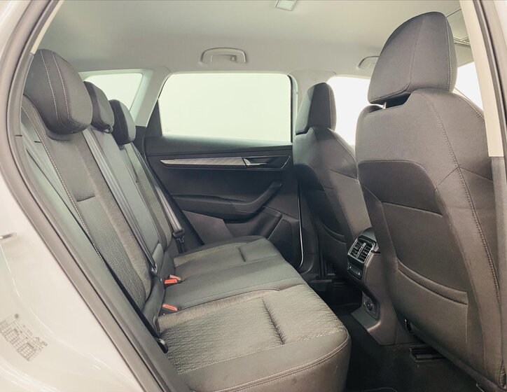 Škoda Karoq SUV 1,5 l 110 kw