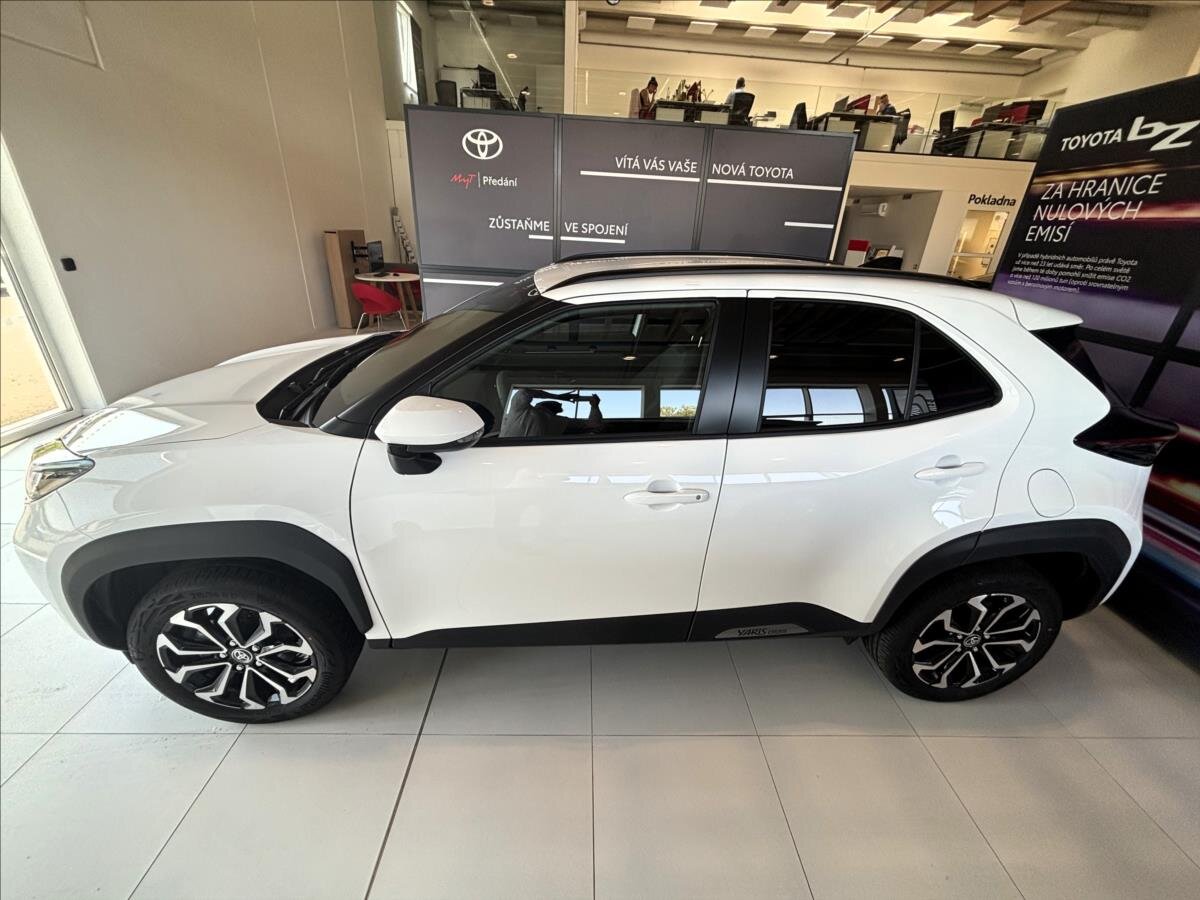 Toyota Yaris Cross SUV 1,5 l 85 kw