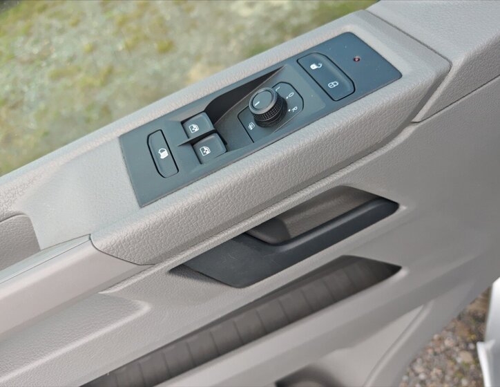 Volkswagen Transporter Ostatní 2,0 l 110 kw