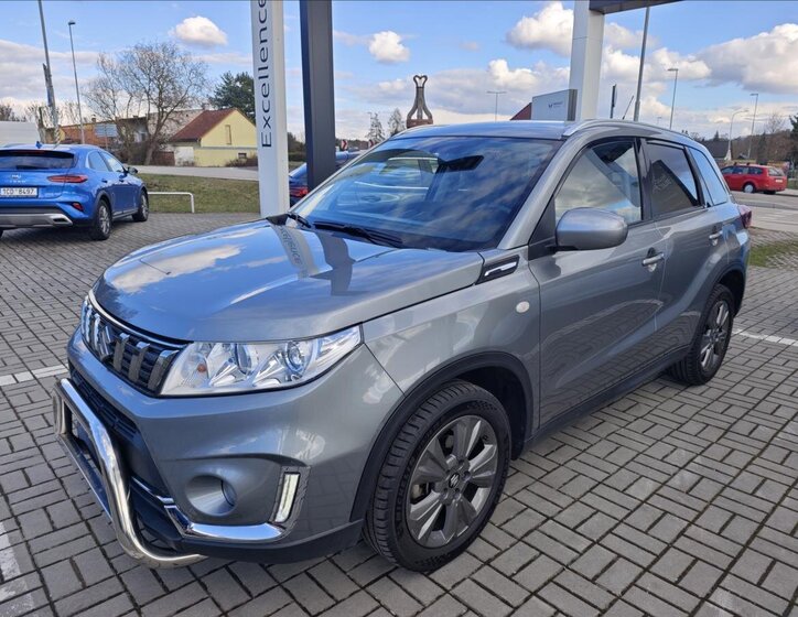 Suzuki Vitara SUV / Terénní 998,0 82 kw