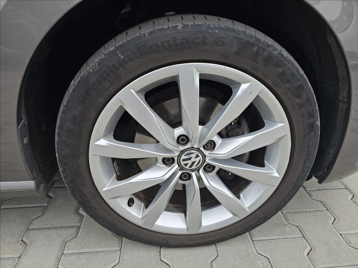 Volkswagen Golf Sportsvan