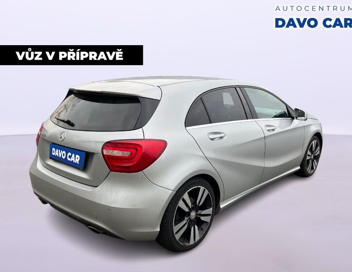 Mercedes-Benz Třídy A Hatchback 1,6 l 90 kw