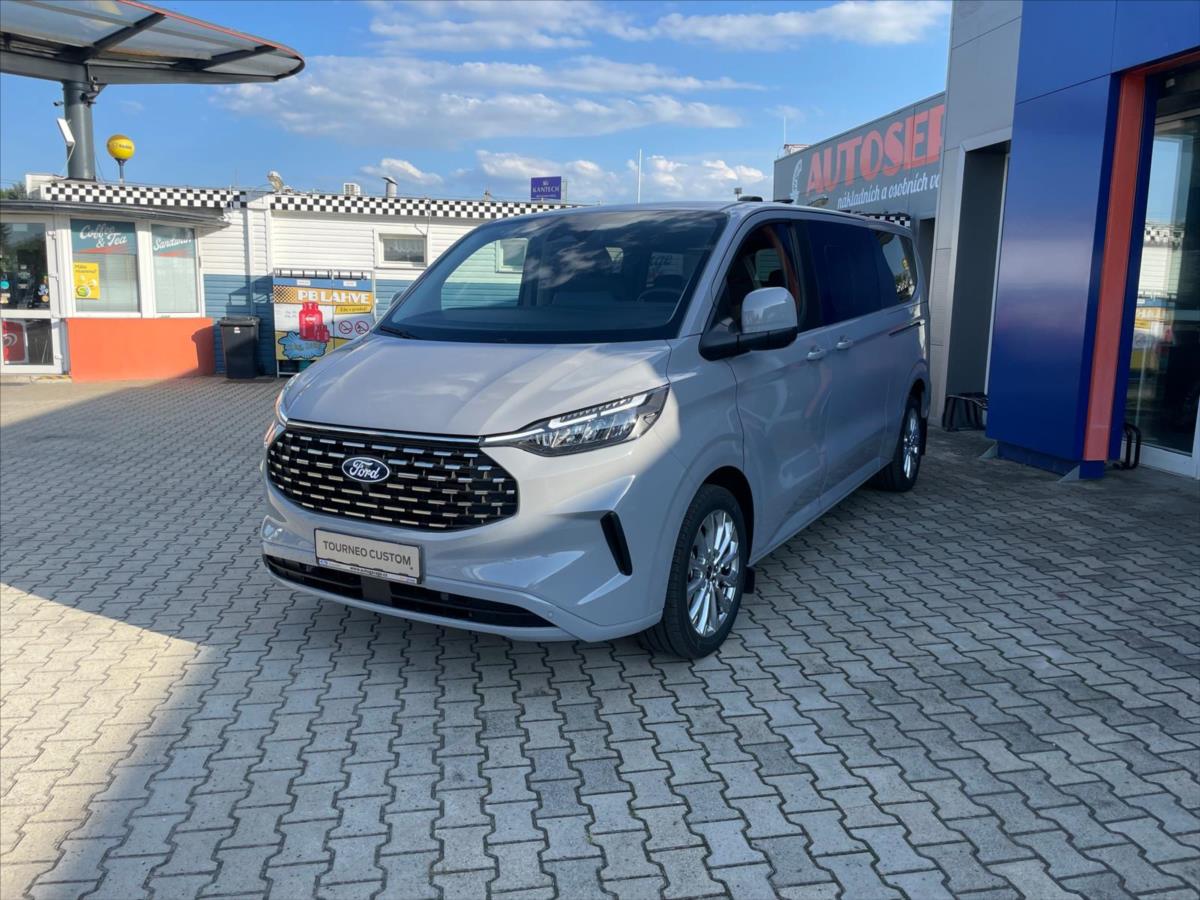Ford Tourneo Custom Kombi 2,0 l 125 kw