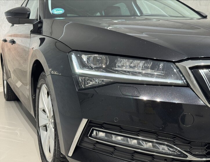 Škoda Superb Kombi 1,4 l 160 kw