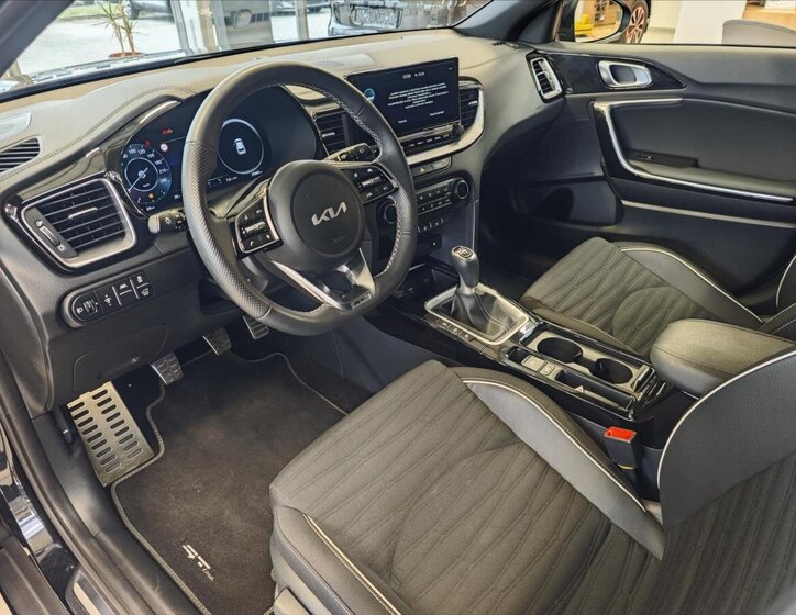 KIA XCeed Hatchback 1,5 l 103 kw