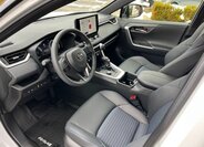 Toyota RAV4 SUV 2,5 l 131 kw