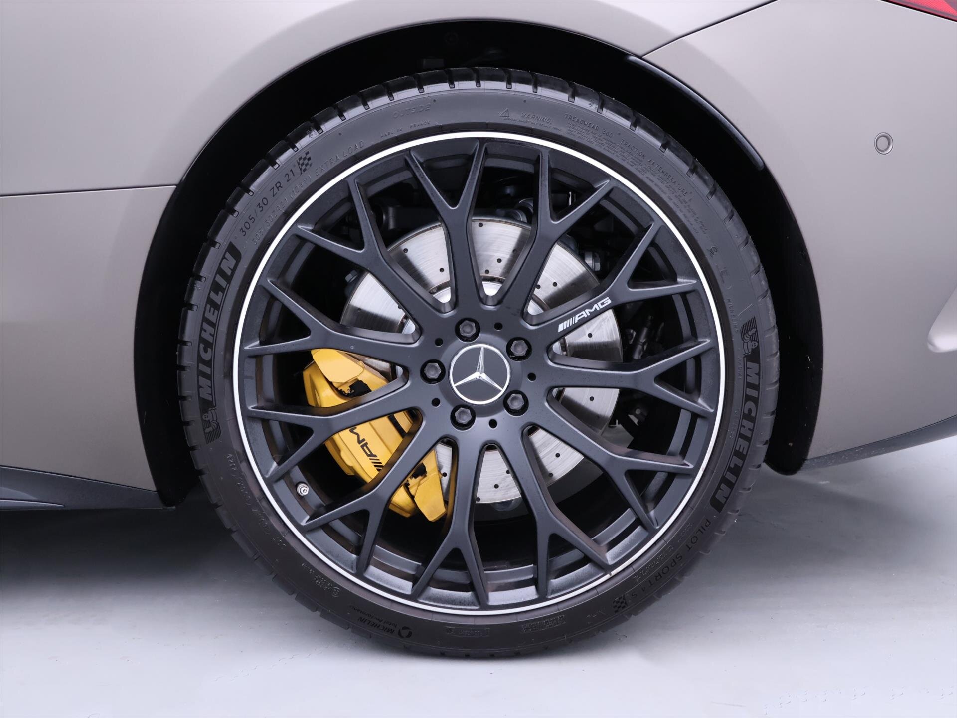 Mercedes-Benz SL Kabriolet 4,0 l 430 kw