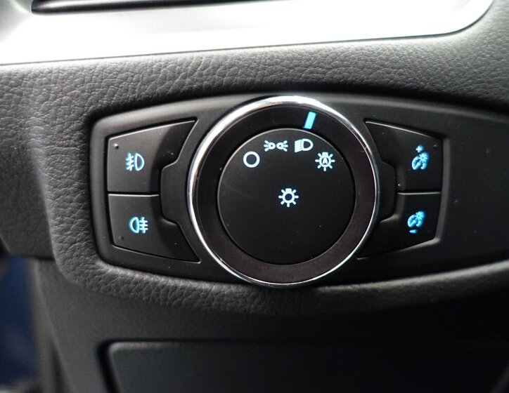 Ford S-MAX MPV 2,0 l 110 kw