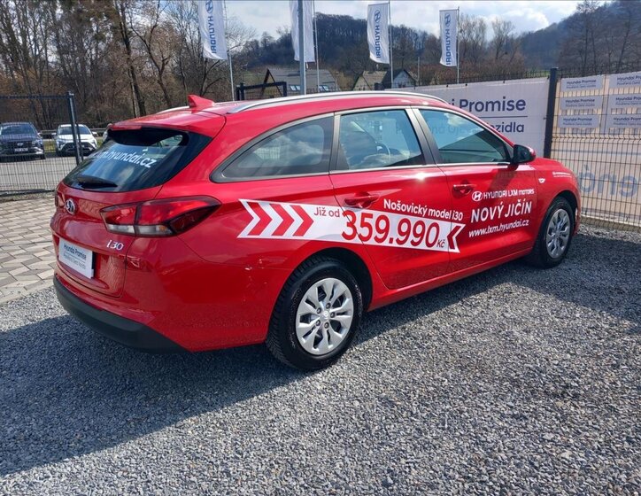 Hyundai i30 Kombi 998,0 88 kw