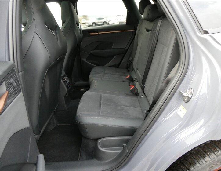 Cupra Terramar SUV 2,0 l 195 kw