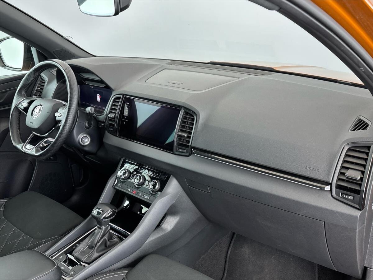 Škoda Karoq SUV / Terénní 1,5 l 110 kw