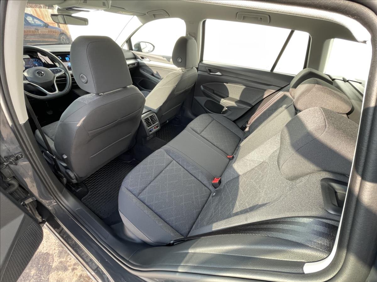 Volkswagen Golf Kombi 999,0 81 kw