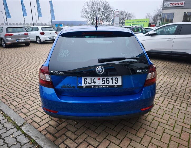 Škoda Rapid Hatchback 999,0 81 kw