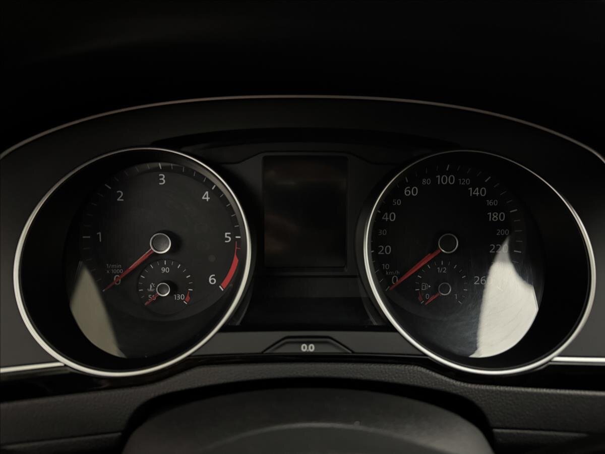 Volkswagen Passat Kombi 2,0 l 110 kw