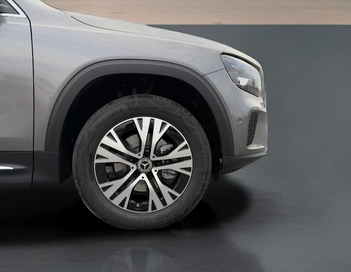 Mercedes-Benz GLB SUV / Terénní 1,3 l 120 kw