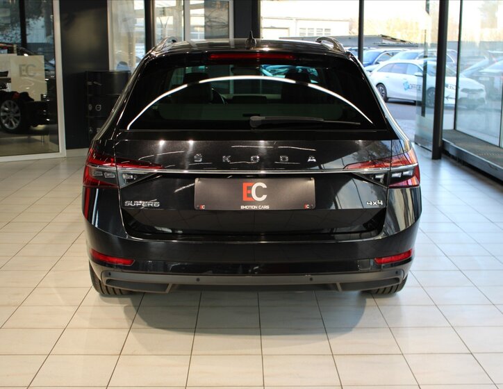 Škoda Superb Kombi 2,0 l 140 kw