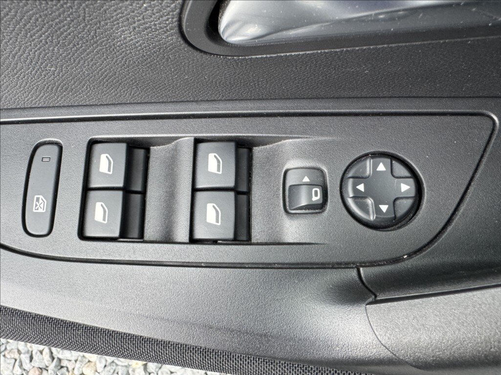 Peugeot 2008 SUV / Terénní 1,2 l 96 kw