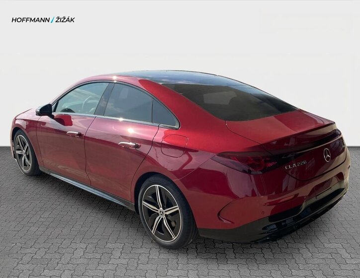 Mercedes-Benz CLA Kupé 1,5 l 140 kw