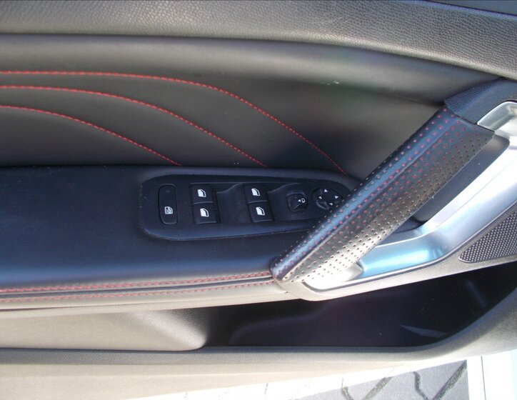 Peugeot 308 Kombi 2,0 l 133 kw