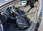 Volvo V40 18