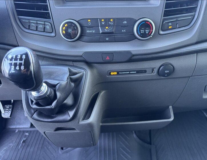 Ford Transit Kombi 2,0 l 96 kw