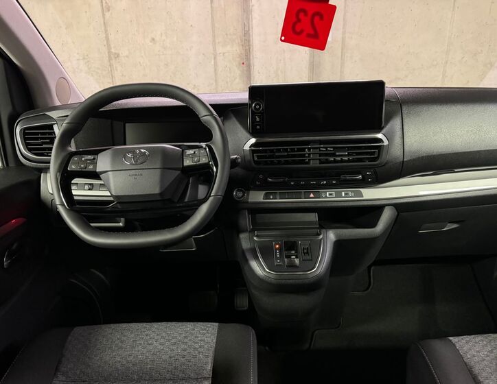 Toyota ProAce Verso 15
