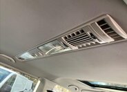 Volkswagen Caravelle 6