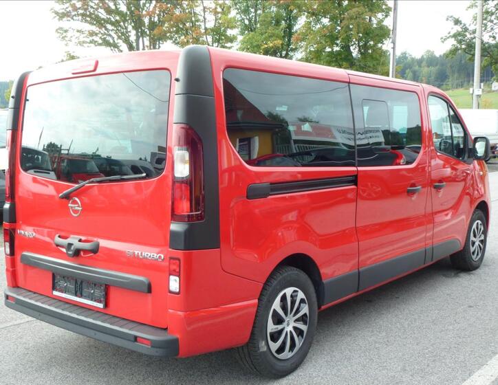 Opel Vivaro 5