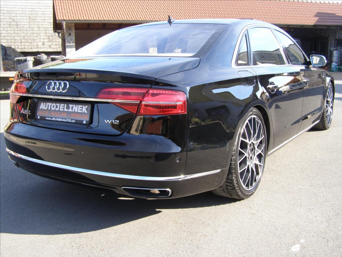 Audi A8 Sedan 6,3 l 368 kw