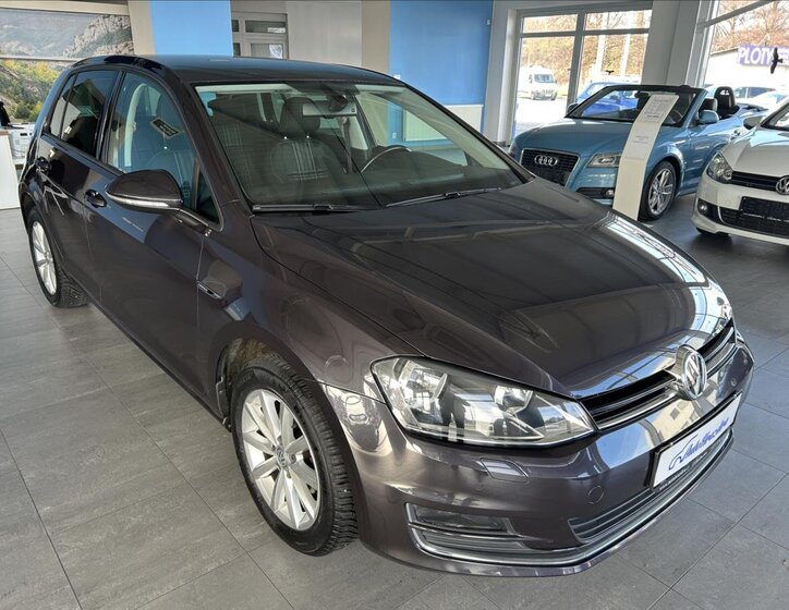 Volkswagen Golf Hatchback 1,2 l 81 kw