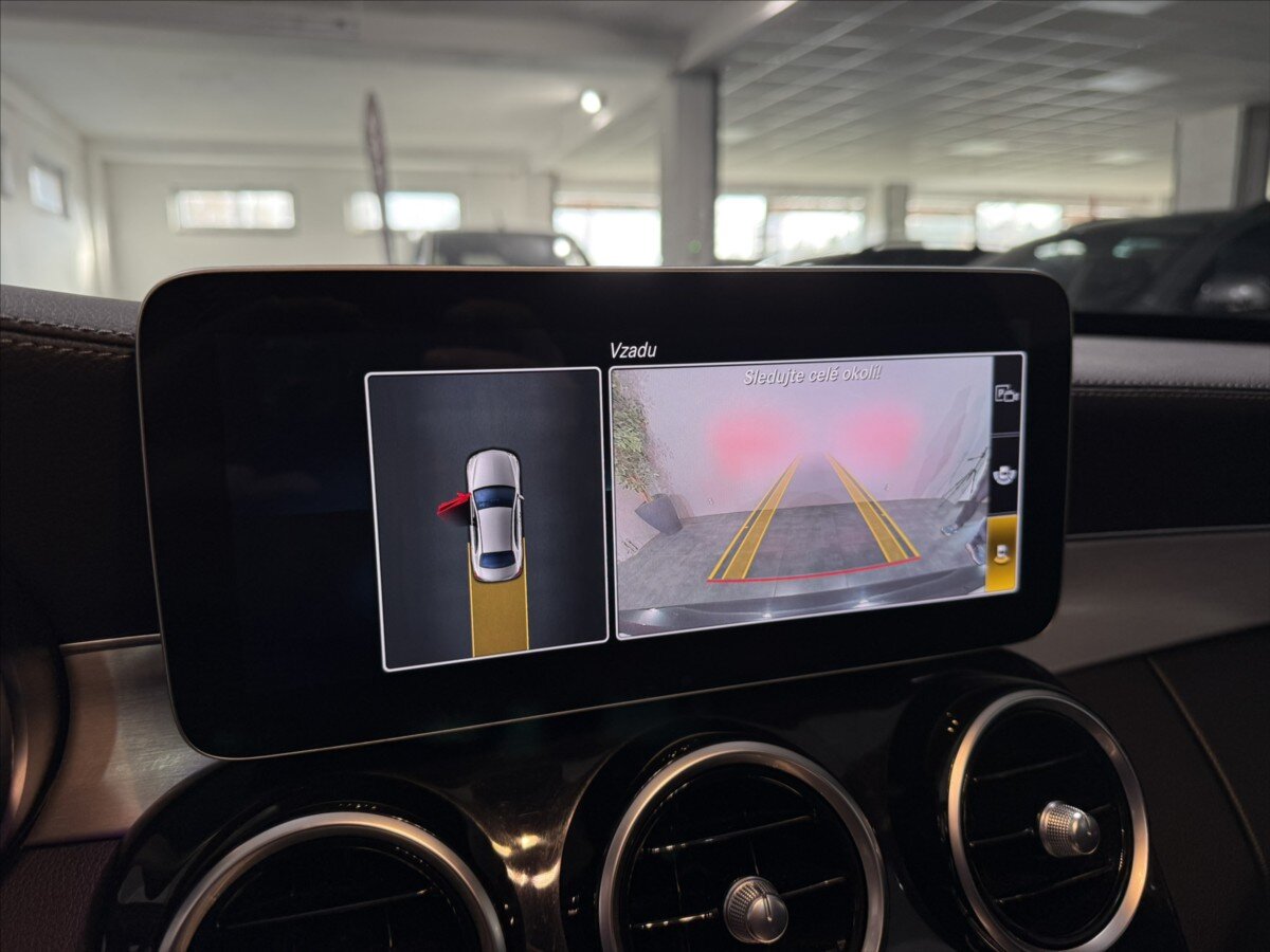 Mercedes-Benz Třídy C Sedan 4,0 l 375 kw