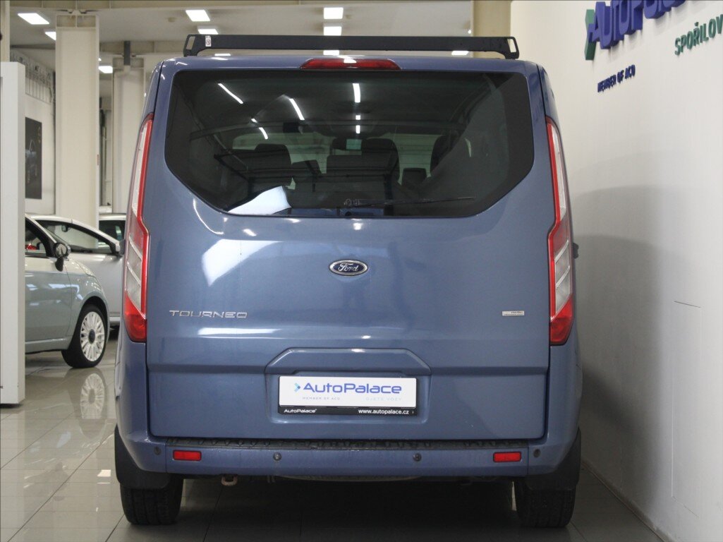 Ford Tourneo Custom