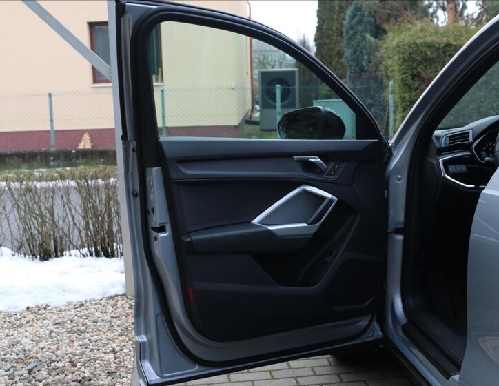 Audi Q3 SUV / Terénní 2,0 l 137 kw