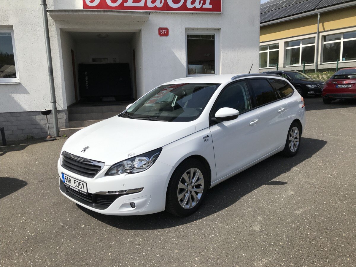 Peugeot 308 Kombi 1,2 l 81 kw
