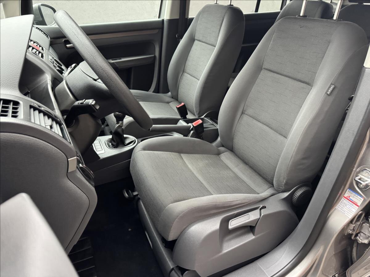 Volkswagen Touran MPV 1,9 l 77 kw