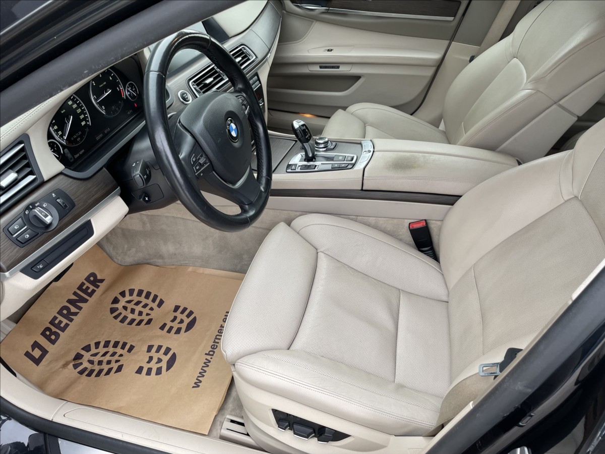 BMW Řada 7