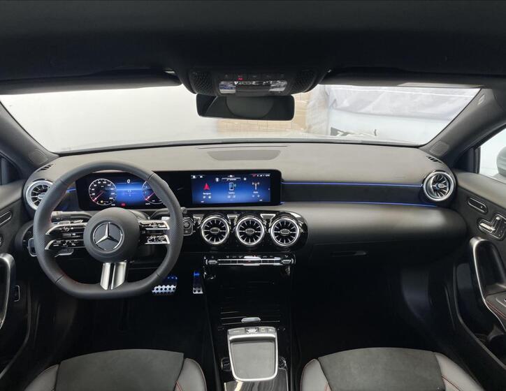 Mercedes-Benz Třídy A 13