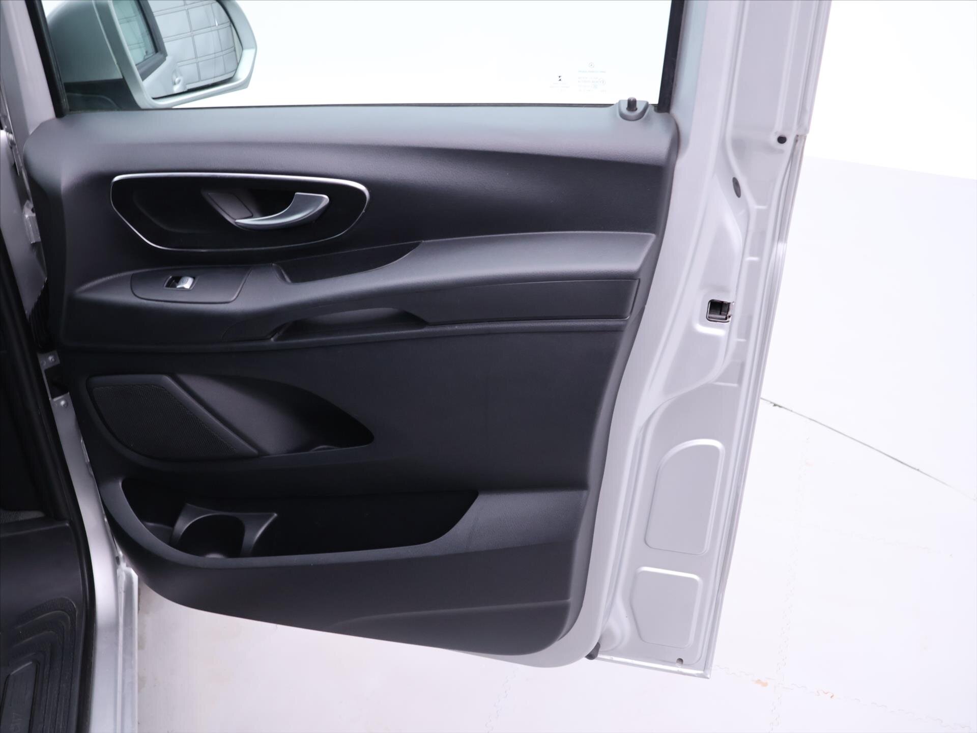 Mercedes-Benz Vito Kombi 2,1 l 140 kw